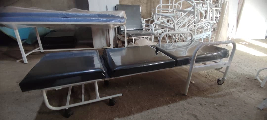 صندلی تختخوابشو مبل همراه بیمار